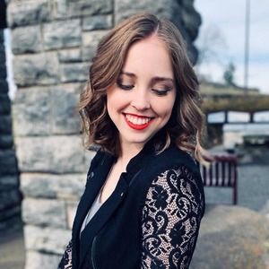 Meet your Posher, Julia